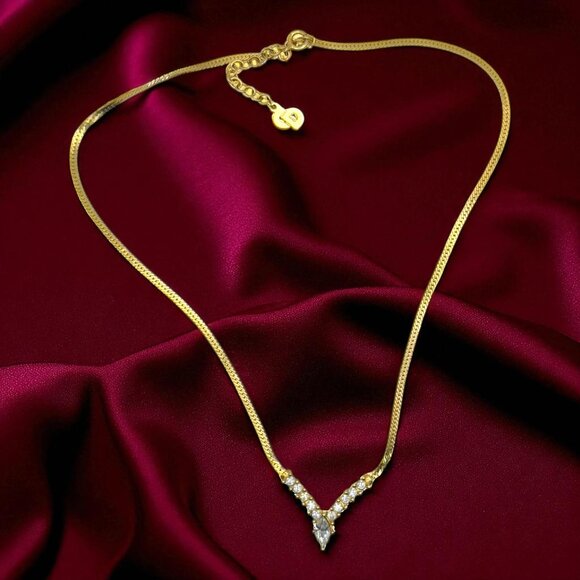 Vintage Christian Dior Gold-Tone Necklace With V-Shape Crystal Accents & Adjusta - Picture 3 of 9